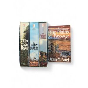 Jean Auel Earth's Children Series Box Set The Clan of the Cave Bear Paperback